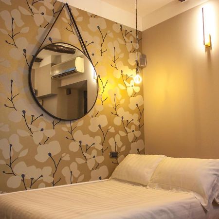 Apartament Relais Santa Chiara Neapol Zewnętrze zdjęcie