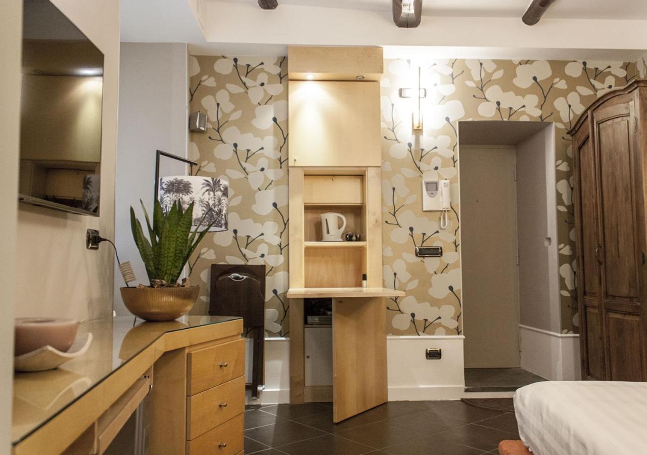 Apartament Relais Santa Chiara Neapol Zewnętrze zdjęcie